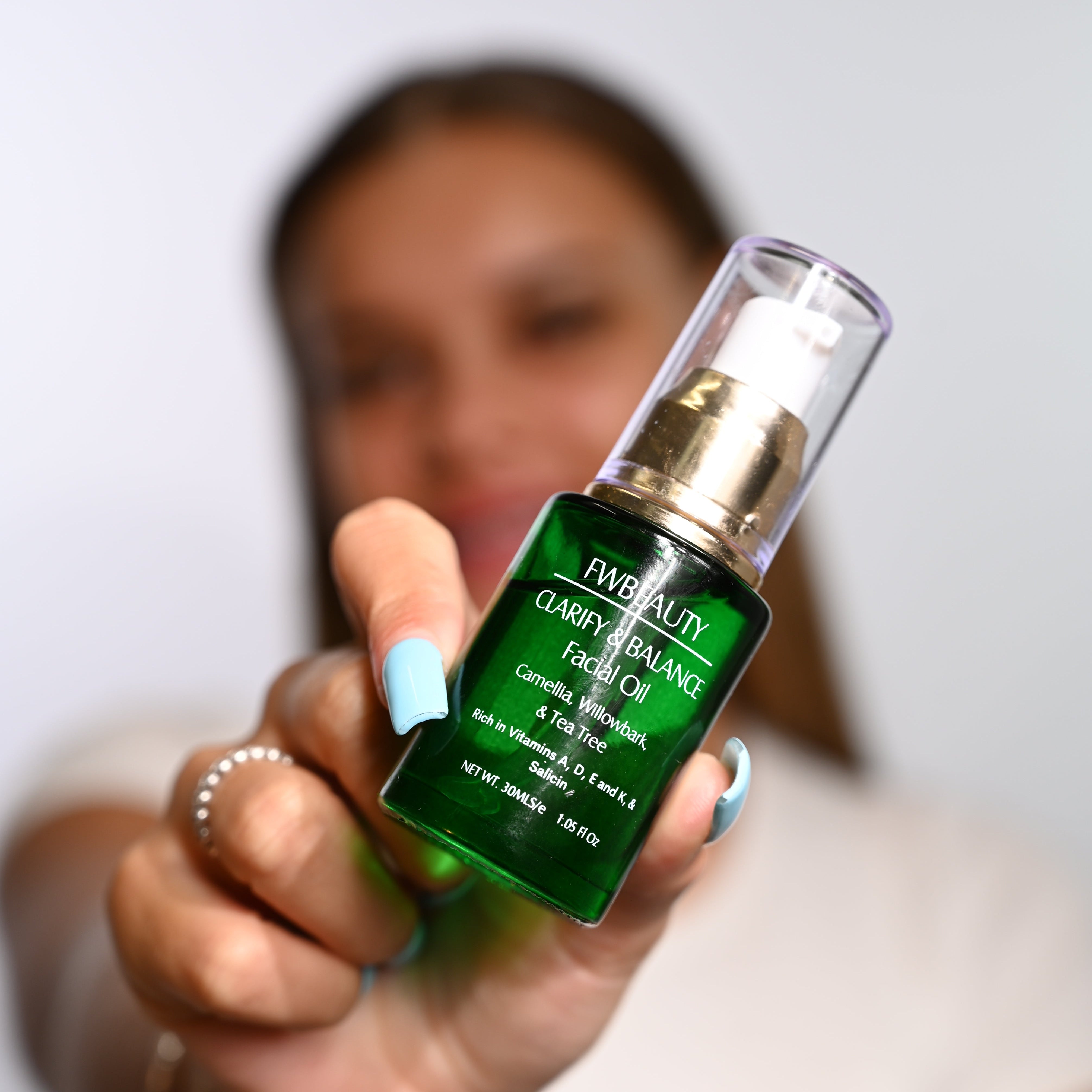 The Benefits of Natural Ingredients in Combating Maskne