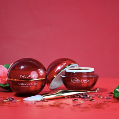 Experience Radiant Skin with FWBeauty’s Detoxifying Mask
