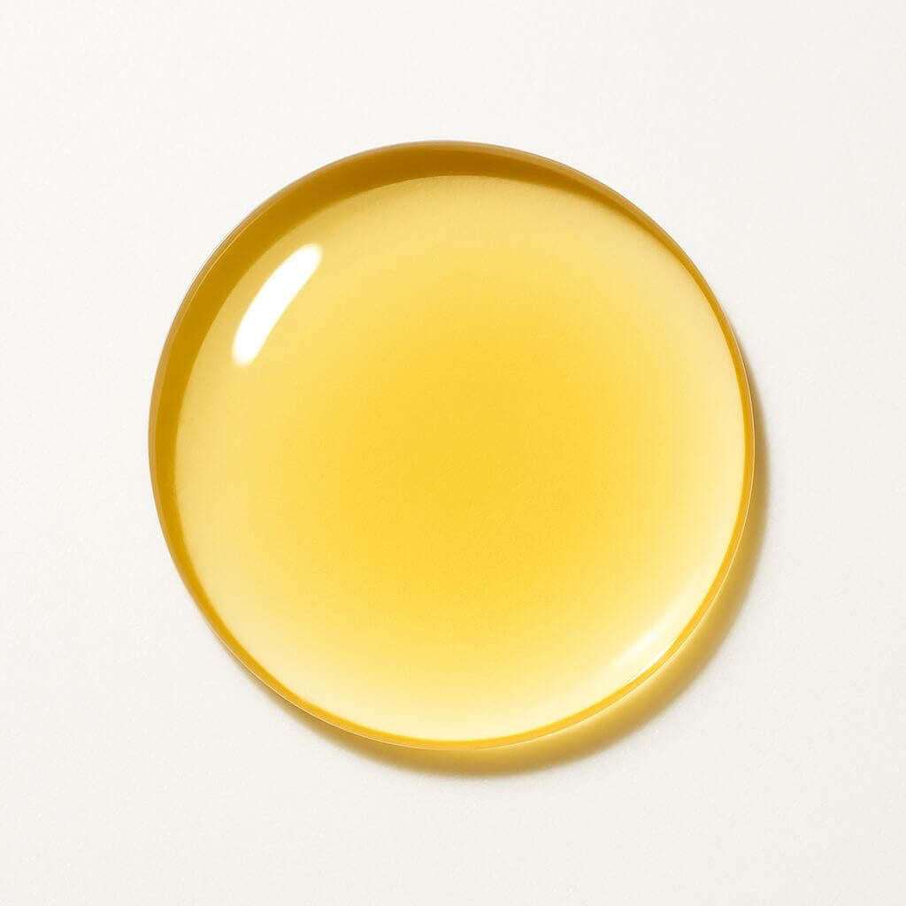 Saffron Skin Quench Concentrate texture swatch Texture FWBEAUTY 